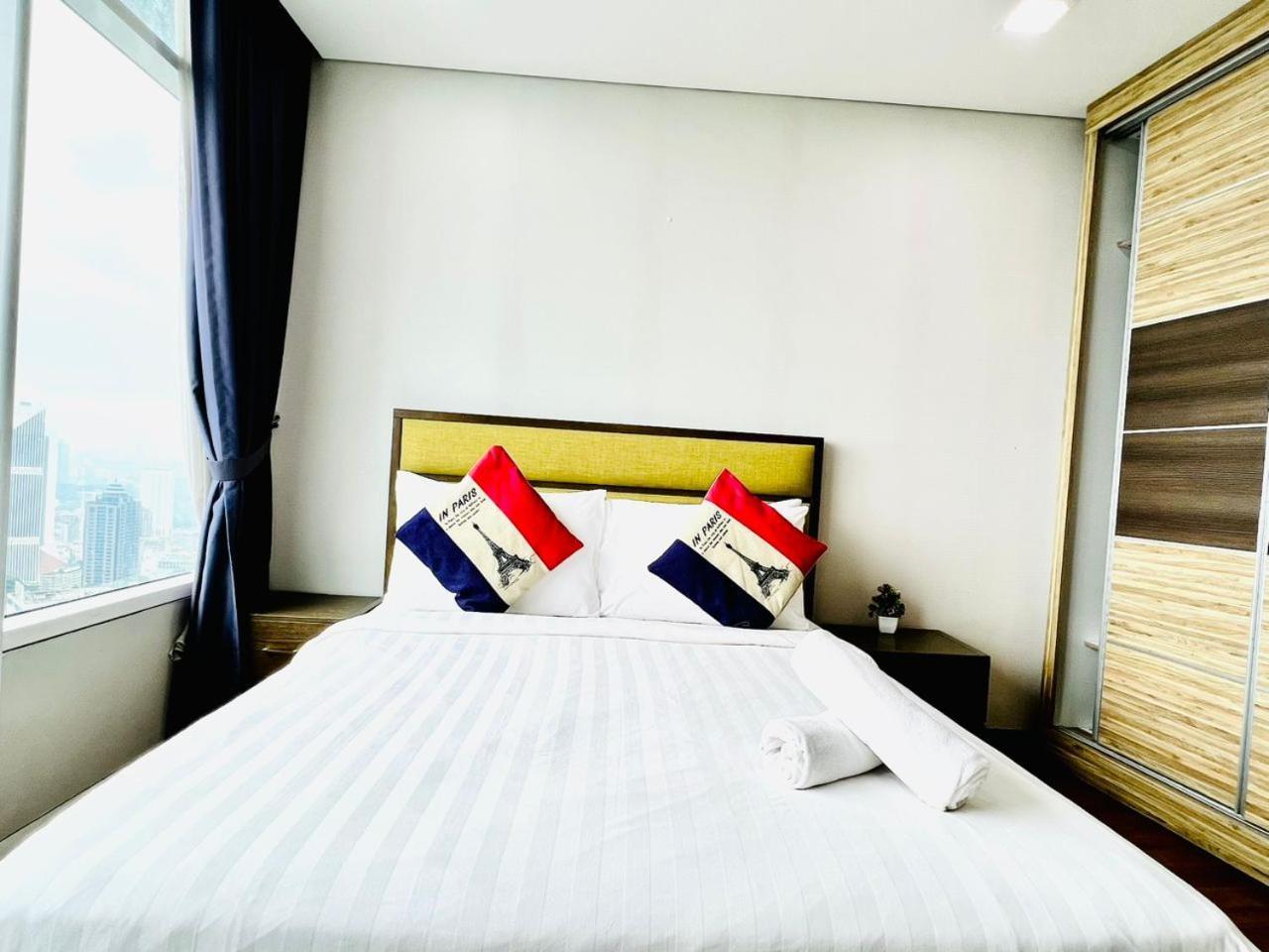 Vortex Suites Klcc By Moonlight Kuala Lumpur Esterno foto
