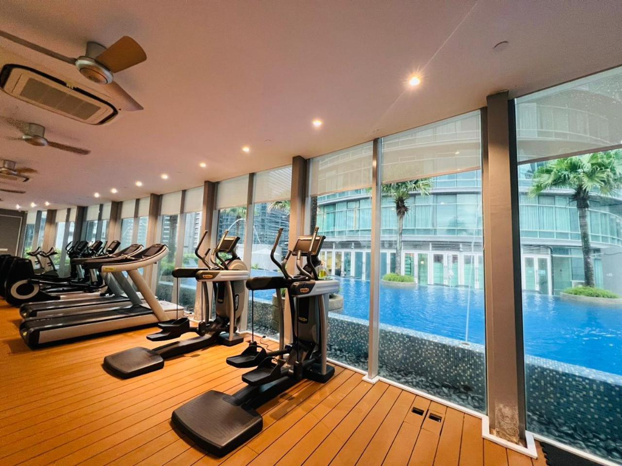 Vortex Suites Klcc By Moonlight Kuala Lumpur Esterno foto