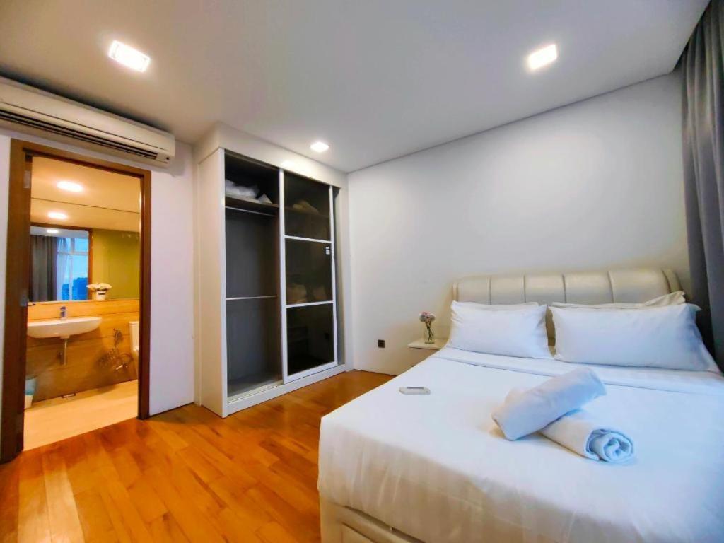 Vortex Suites Klcc By Moonlight Kuala Lumpur Esterno foto